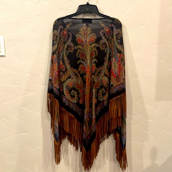 SPECTACULAR SILKY PONCHO with Fringe - Picture 9 of 9